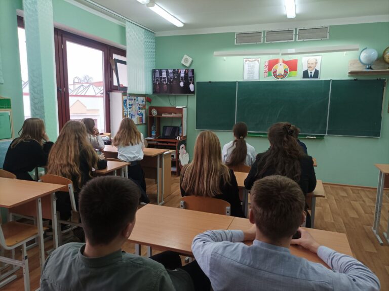 20 ноября, учащиеся 10 класса нашей школы встретились с Старавойтовой М.В. УО «Витебская государственная академия ветеринарной медицины»