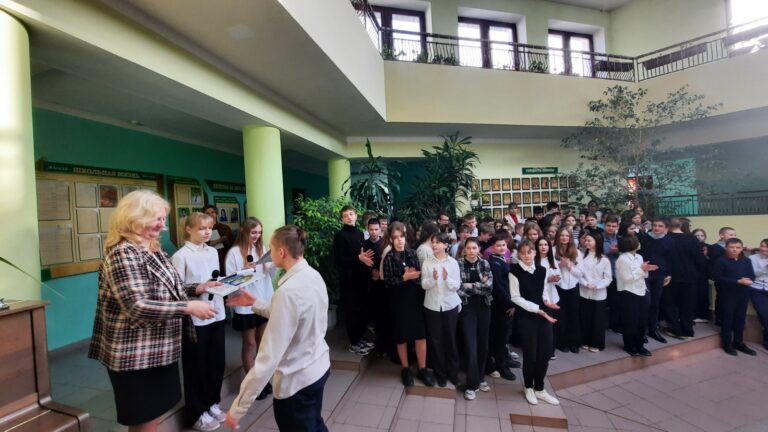 15 марта в учреждении образования прошла торжественная линейка, посвященная Дню Конституции Республики Беларусь
