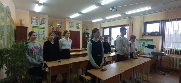 22.03 в 11 классе прошёл единый урок посвященный годовщине трагедии в д. Хатынь