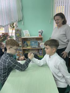 В рамках Недели родительской любви 3б класс посетил Районную детскую библиотеку