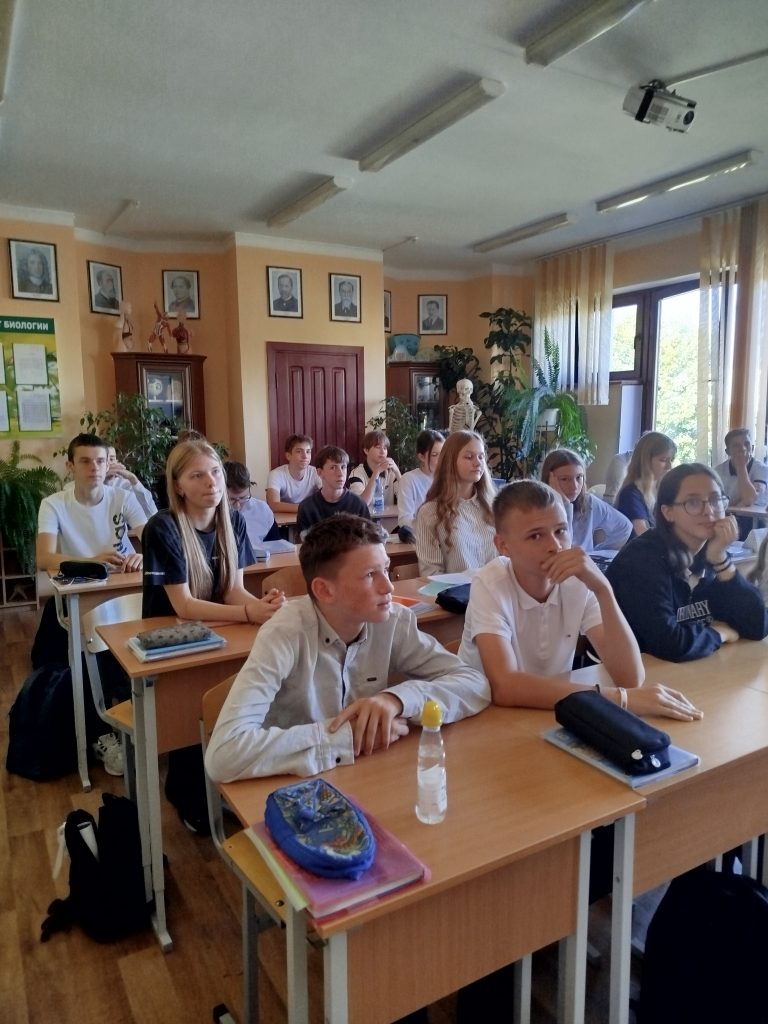 «Что в школьном меню?»