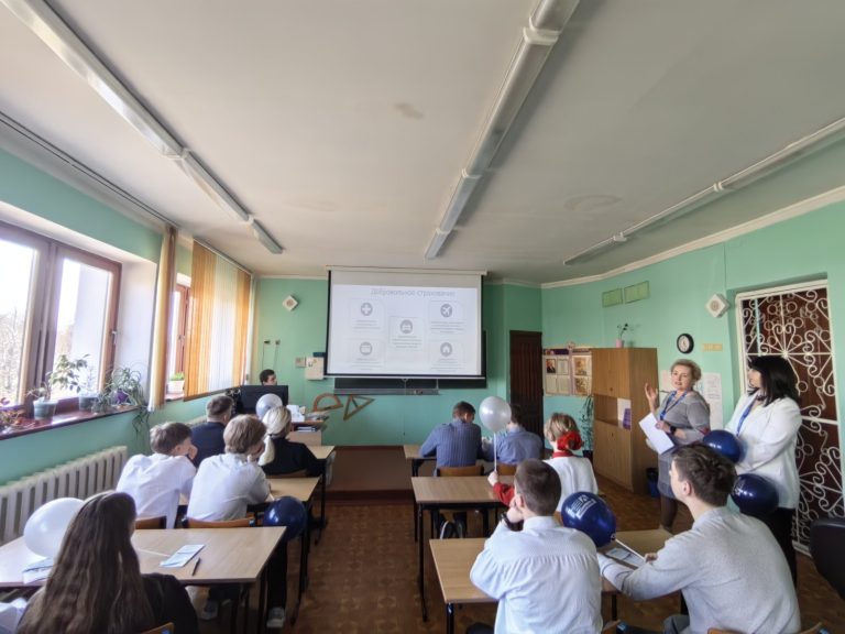18 марта 2026 года представители «Белнефтестрах» провели для учащихся 10-11 классов познавательную встречу, посвященную финансовой грамотности, сообщает Instagram
