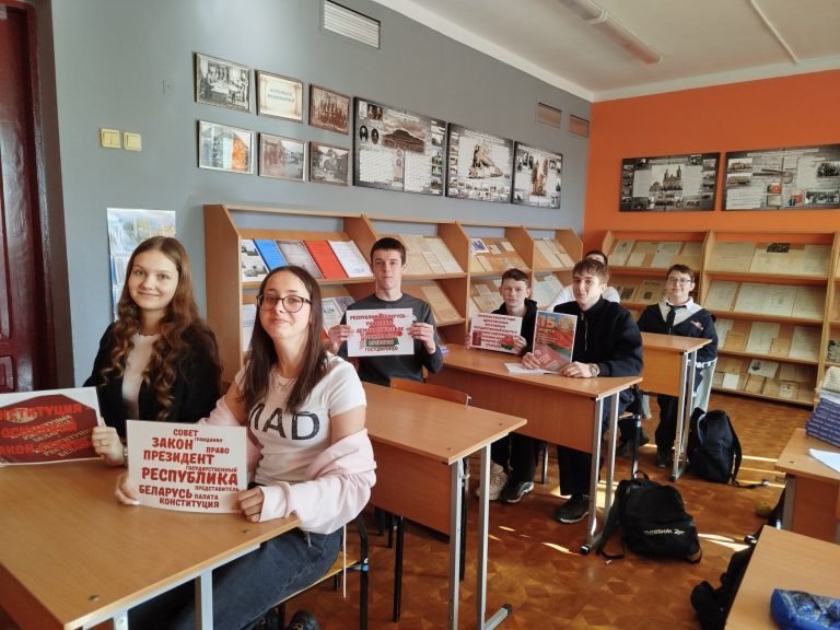 11 марта в нашей школе прошла интеллектуальная викторина «Знаешь ли ты закон?»