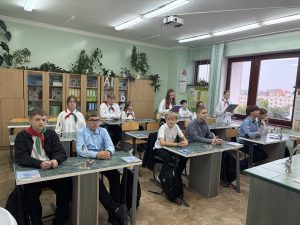 17 сентября в 8«А» классе прошел единый урок, приуроченный к главному осеннему государственному празднику — Дню народного единства